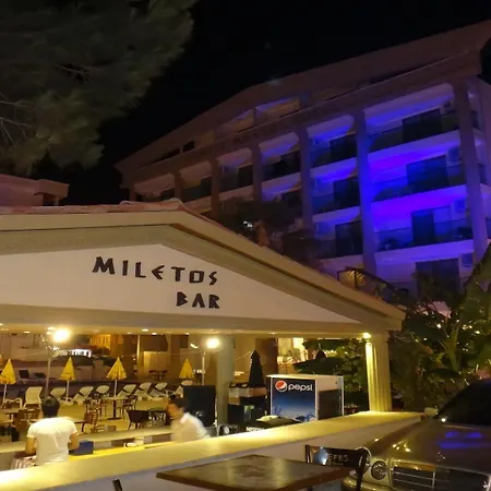 Temple Miletos Hotell