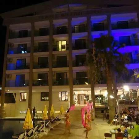 米利图斯寺spa酒店