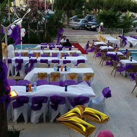 米利图斯寺spa酒店 2* Altınkum