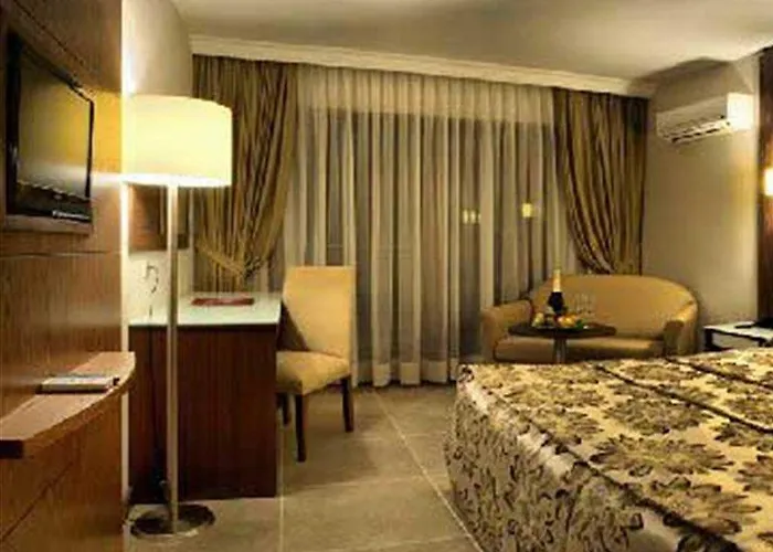 Hotel Temple Miletos 2*